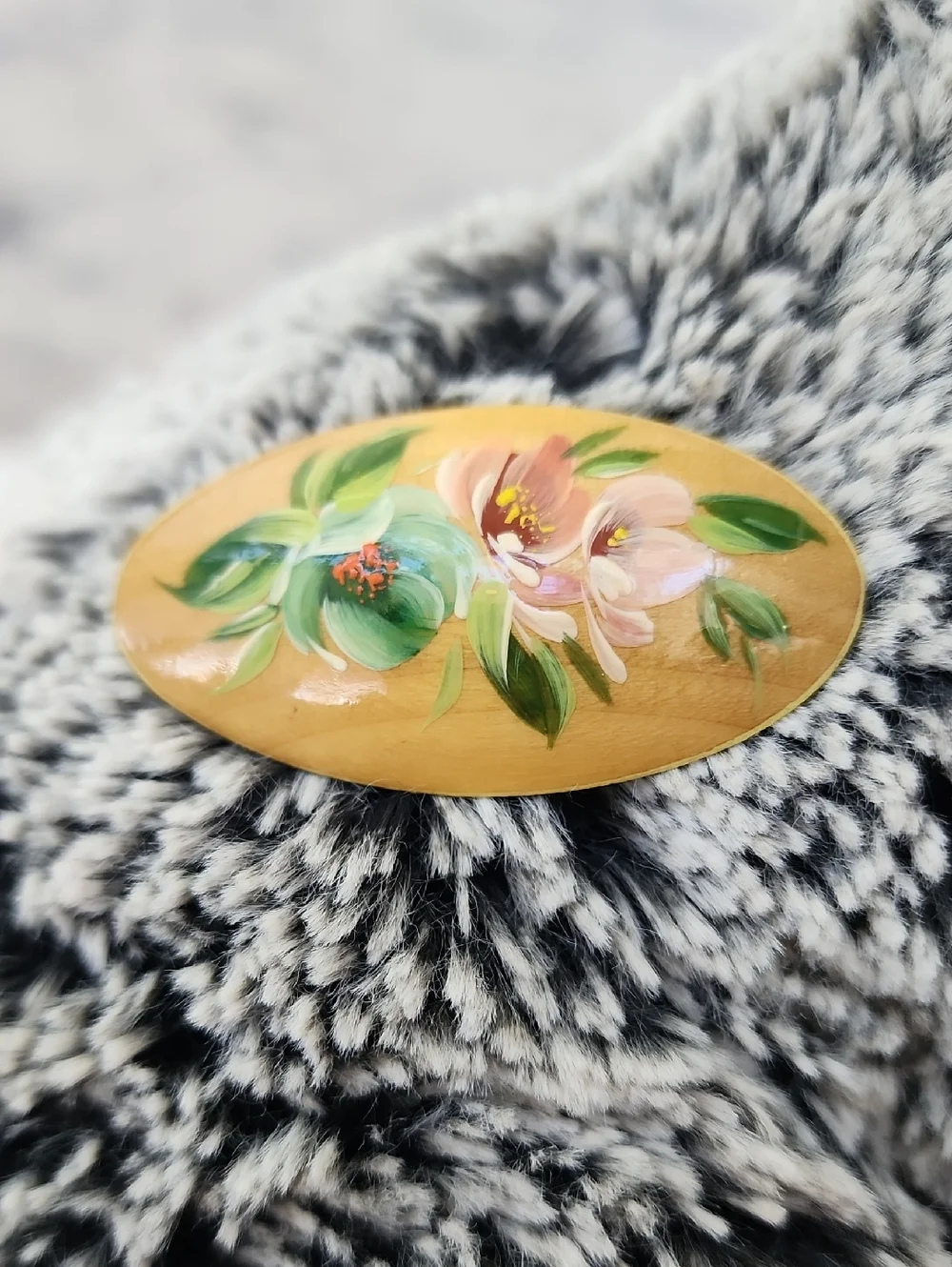 Vintage Russian Hand-Painted Yellow Lacquer Floral Brooch Pin Signed EUC